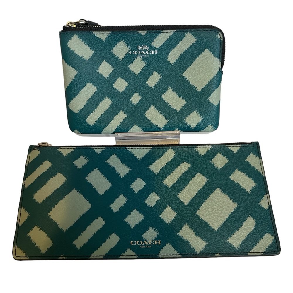 Coach EUC Set of Blue Wild Plaid Wristlet and Accessory Pouch With COA